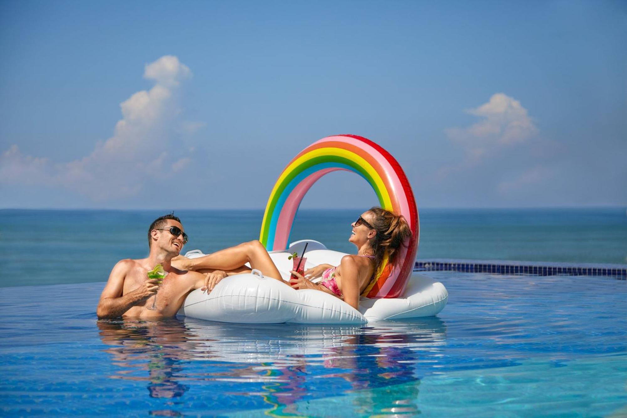 Aloft Bali Seminyak Hotel Екстериор снимка