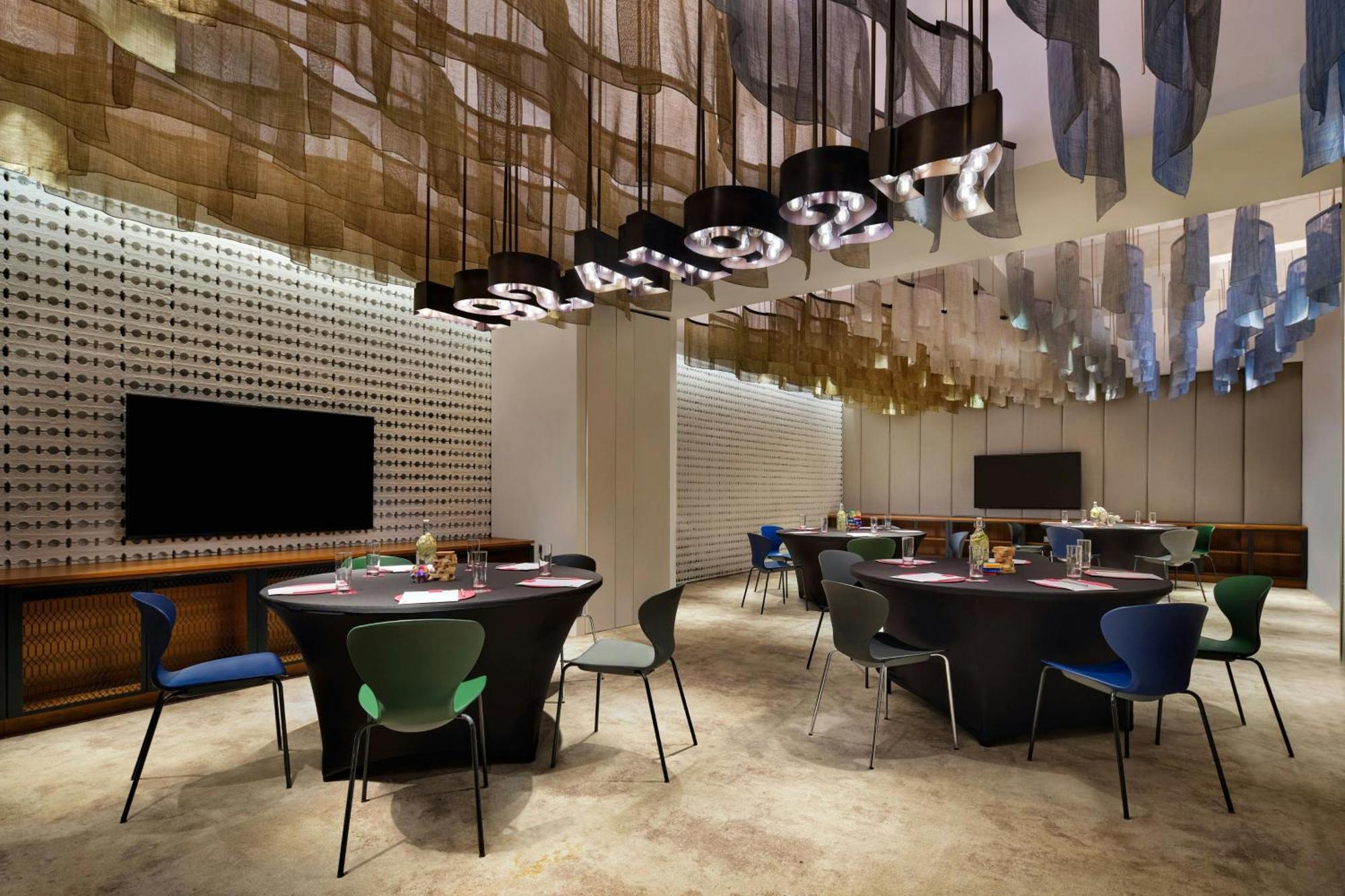 Aloft Bali Seminyak Hotel Екстериор снимка